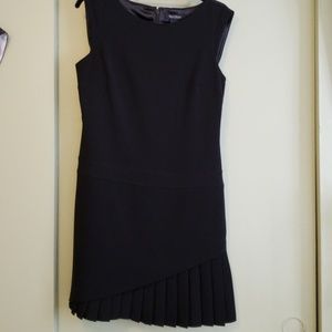 NWT White House Black Market LBD 4
